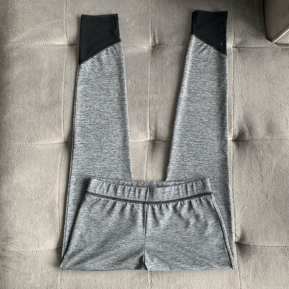 3 For $20 GUESS Leggings With Mesh Accents - Picture 2 of 5